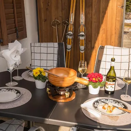 Chalet Spitzhorn - Your Peak Getaway - Private Terrasse & Gratis Parkplatz Gsteig Exterior photo
