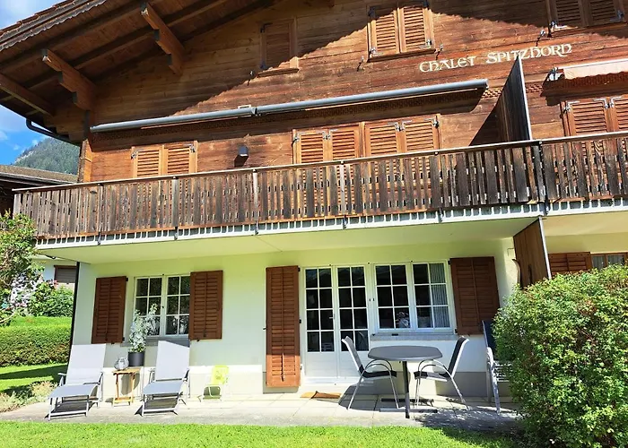 Chalet Spitzhorn - Your Peak Getaway - Private Terrasse & Gratis Parkplatz