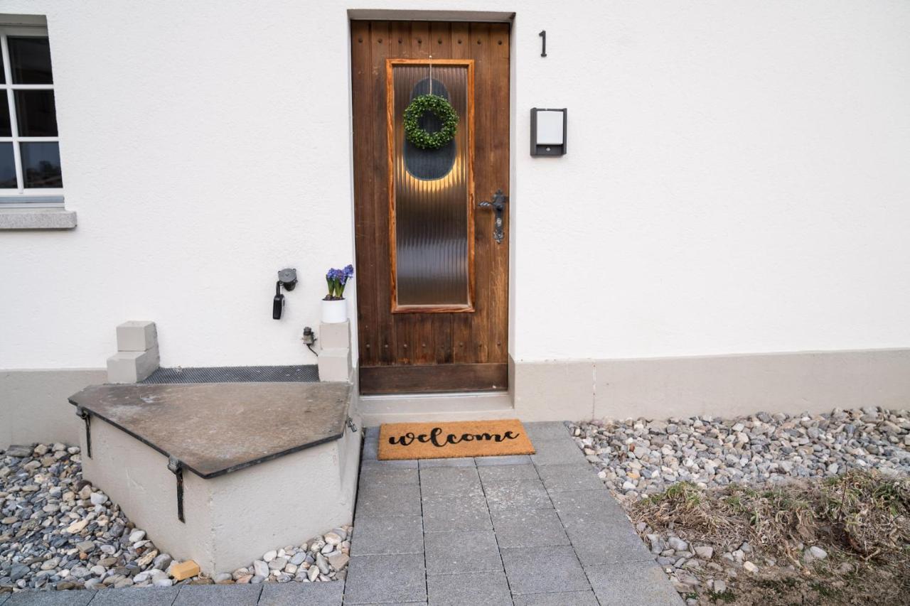 Spitzhorn - Your Peak Getaway - Private Terrasse & Gratis Parkplatz * Gsteig